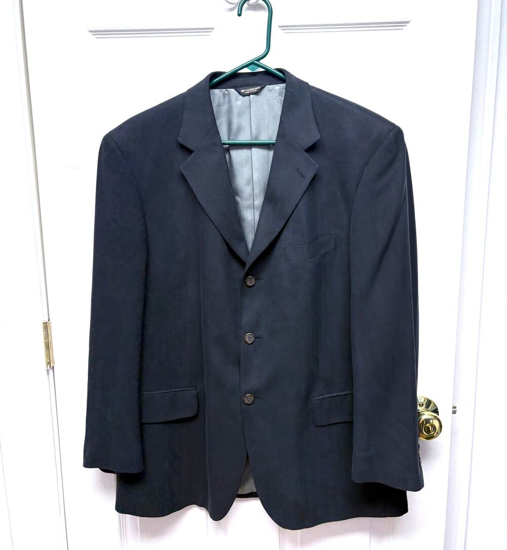 Bill Blass for Filenes Blazer, Black Silk 3 Button, Men's Size 42 S Vintage